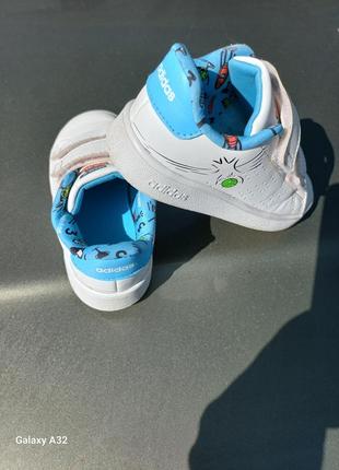 Кроссовки adidas оригинал