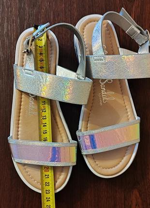 Сандалі на дівчинку 36-й розмір 2