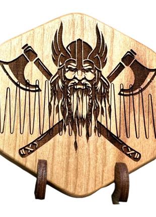 Гребінець для бороди дерев'яний '' вікінг з сокирою '' на магнітах1 фото