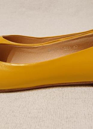 Женские кожаные туфли балетки 39 40 желтого цвета кожа желтые6 фото