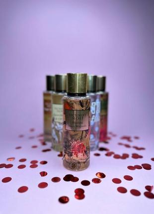 Спрей victoria's secret blushing berry magnolia