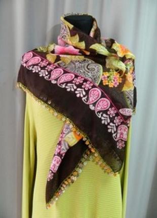 Хустка, шарф жіночий коричневий, квіти, біжутерія, 92х95