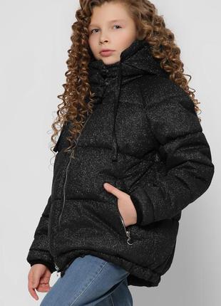 Блестящая черная зимняя куртка3 фото