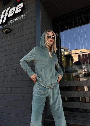 Трендовый женский велюровый костюм зоп худи кофта на молнии и штаны свободного кроя базовый комплект