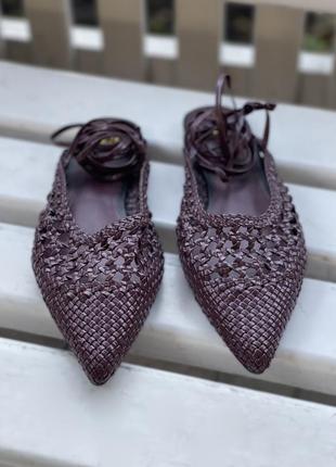 Бордовые плетеные босоножки,туфли на завязках h & m6 фото