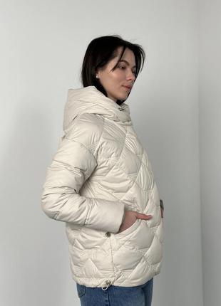 Жіноча демісезонна куртка в молочному кольорі ( р. xs,s, l, xl)3 фото