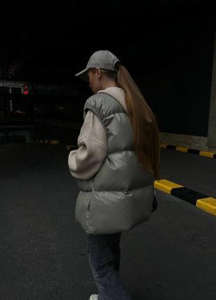 Женская жилетка базовая