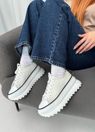 Білі жіночі кросівки кеди на високій підошві потовщеній платформі з натуральної шкіри