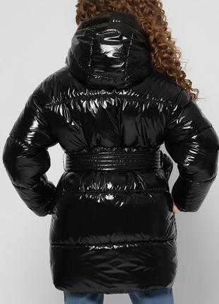 Черная лаковая ультрамодная зимняя куртка8 фото