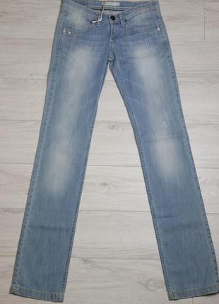 Джинсы женские с ровным кроем голубые размер.26. lacarino код-(6880) 26