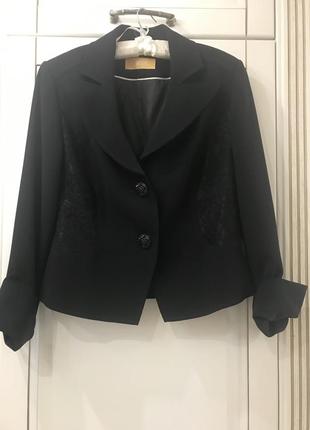 Чёрный пиджак/жакет  с кружевом biba германия