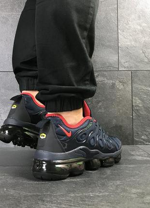 Кроссовки nike air vapormax plus сине-красные5 фото