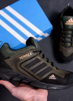 Мужские кожаные кроссовки adidas terrex green a3 хаки н