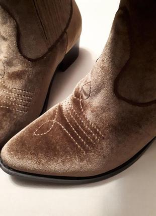 Новые короткие сапоги казаки ботинки колбойки р 37,54 фото