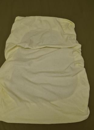 Махровая простынь на резинке в детскую кроватку4 фото