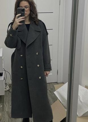 Пальто серое длинное