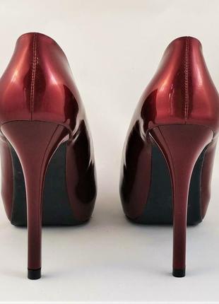 Женские бордовые туфли на каблуке шпильке лаковые модельные (размеры: 36,37,38,39,40) - 16-6 топ4 фото