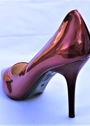 Женские бордовые туфли на каблуке шпильке лаковые класические лодочки (размеры: 36,38,39,40) - 3-5 топ4 фото