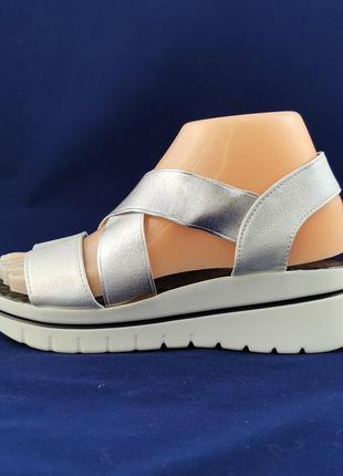 Жіночі сандалії босоніжки білі сріблясті на резинці літня взуття (розміри: 37) - 29-26 фото