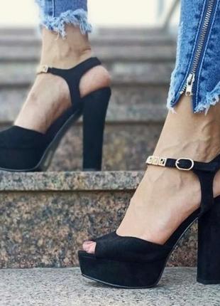 Женские чёрные босоножки на каблуке замшевые модельные (размеры: 36,37,38,39,40) - 4-7 топ5 фото