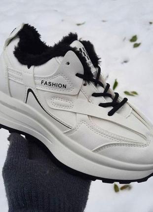 -жінні зимові білі кросівки з мехом на високому підошві мокасини (розміри: 36,38,40) — 07-2