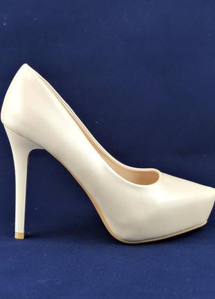 Женские белые туфли на каблуке шпильке лаковые модельные (размеры: 37,38,39,40) - 16-3 топ2 фото