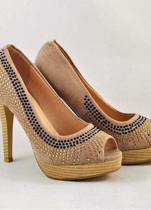 Жіночі бежеві туфлі на каблуку шпильке замшеві модельні (розміри: 36,37,38,39,40,41) — 35-72 фото