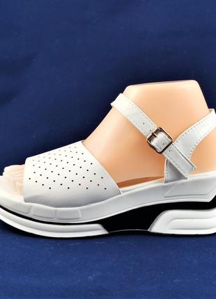 Женские сандалии босоножки на танкетке платформа белые летние (размеры: 38,39,40,41) - к2 топ3 фото