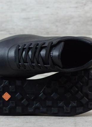 Чоловічі чорні кросівки, осінні спортивні кросівки з натуральної шкіри *к8 чорний*8 фото