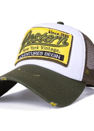 Кепка тракер western с сеточкой