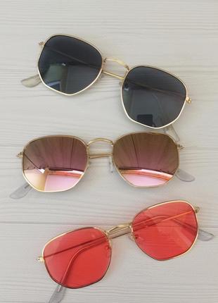 Солнцезащитные очки