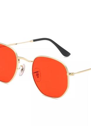 Солнцезащитные очки