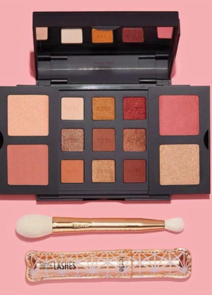 Набор косметики от tarte