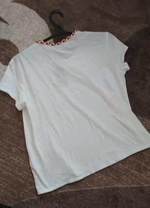 Базова біла футболка5 фото