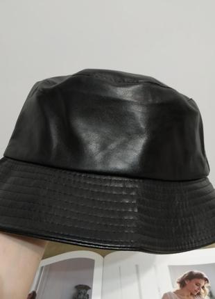 Чорна панамка еко шкіра панама демісизон еко шкіряна шапка шляпа капелюх тренд7 фото