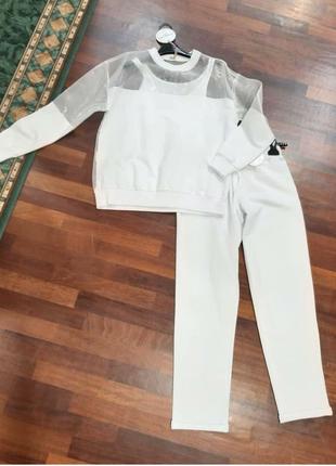 Прогулочный костюм