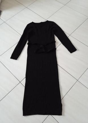 Чорна базова сукня по фігурі next2 фото