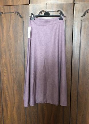 Новая итальянская юбка сиреневого цвета не запах, застежка - две пуговицы р-р 44-46.2 фото