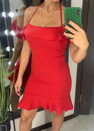 👗эффектное красное платье миди через шею/красное платье рюши открытые плечи👗10 фото