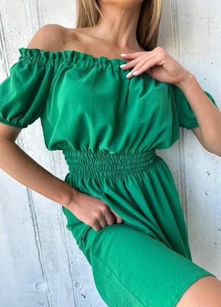 Платье приталенного силуэта в длине меди

ткань: американский креповый трикотаж8 фото
