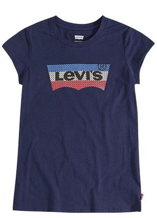 Новая футболка levi's 3-4 года