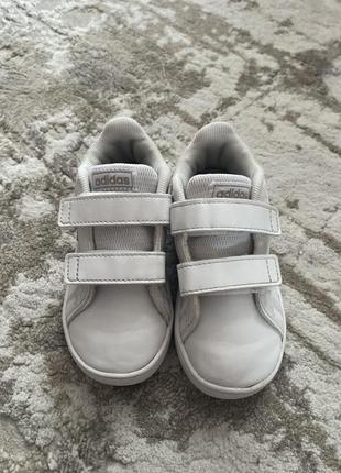 Кроссовки adidas grand court оригинал детские кроссовки для девочки белые девчачьи кроссовки адидас2 фото