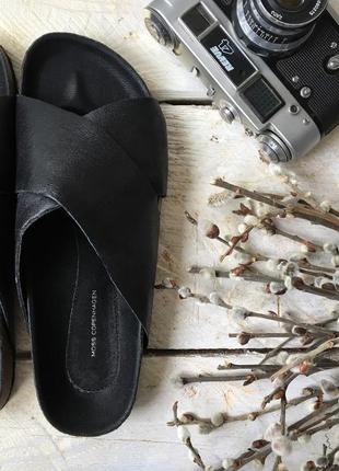 Шлепанцы в стиле birkenstock из натуральной кожи moss copenhagen