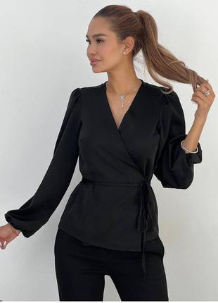 Шелковая блузка на запах рубашка с длинными рукавами блуза приталенная стильная базовая черная5 фото