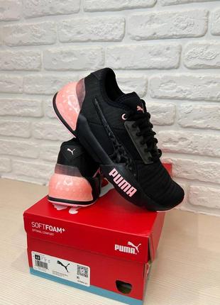 Жіночі кросівки від puma