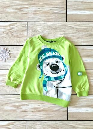 Свитер с медведем