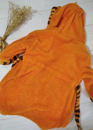 Махровий халатик з тигром disney для хлопчика або дівчинки :)4 фото