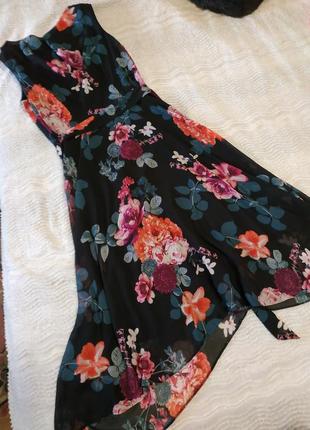 Романтичное платье шифоновое в розах с расклешенной юбкой  англия7 фото