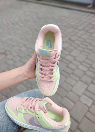 Жіночі кросівки nike sb dunk low lime peach6 фото