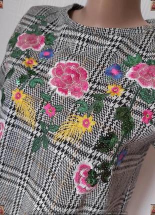 Фирменное zara мини платье в нарядную клетку с вышивкой и паетками, размер м-л5 фото